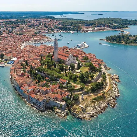4 Bedroom In Hébergement de vacances *