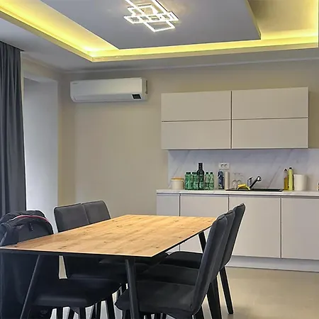 Luxurious In With Wifi